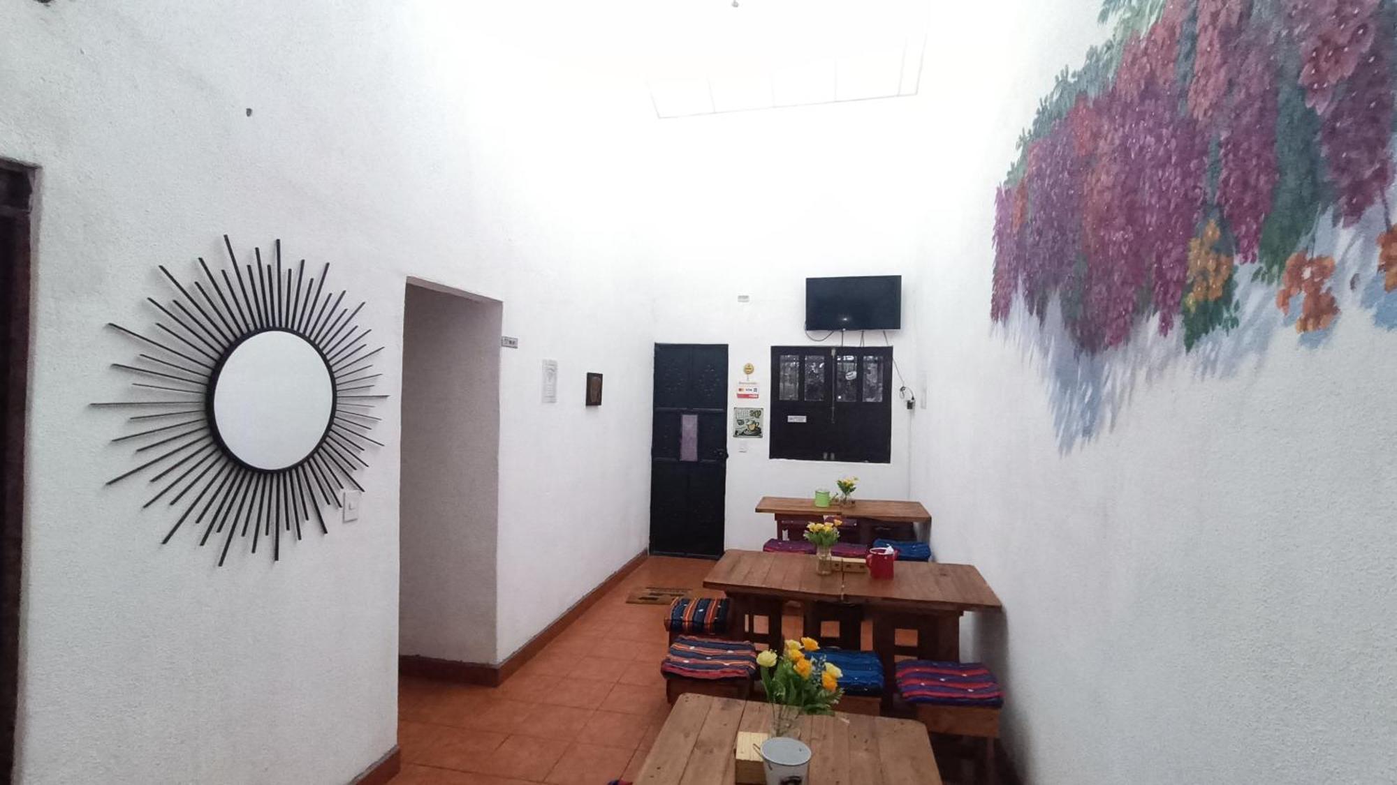 Hotel Posada Don Papagon Antigua Екстериор снимка